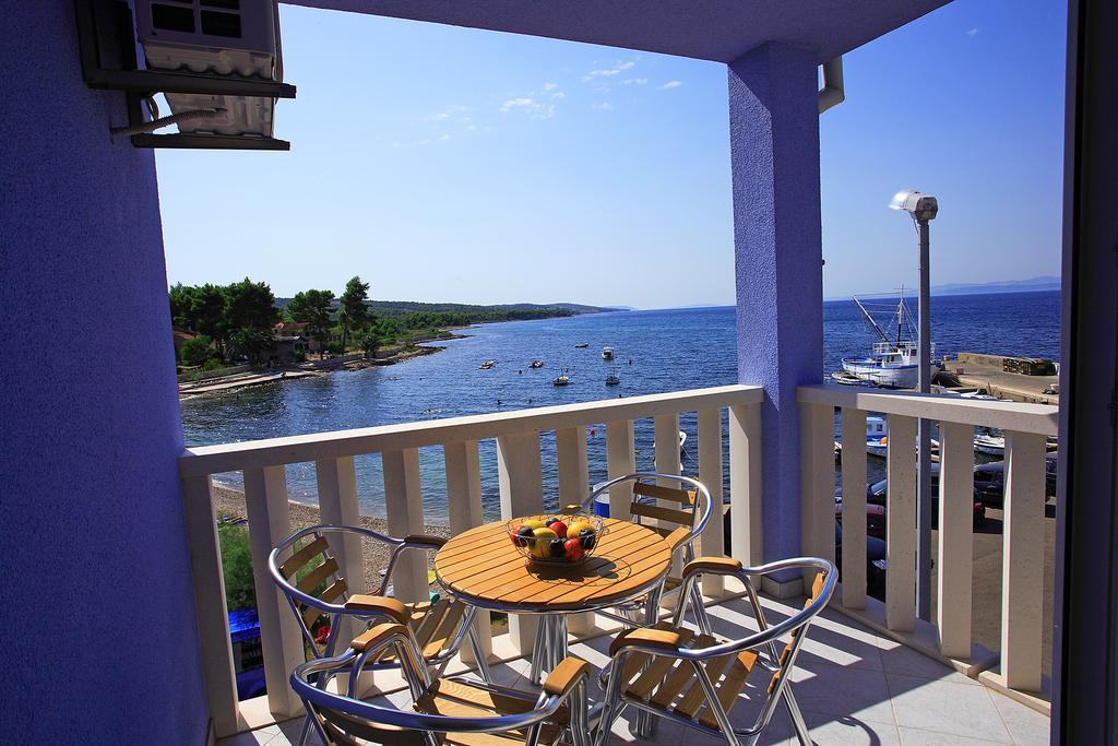 Aparthotel Marina Gromela Mirce 객실 사진