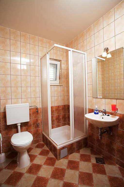 Aparthotel Marina Gromela Mirce 외부 사진