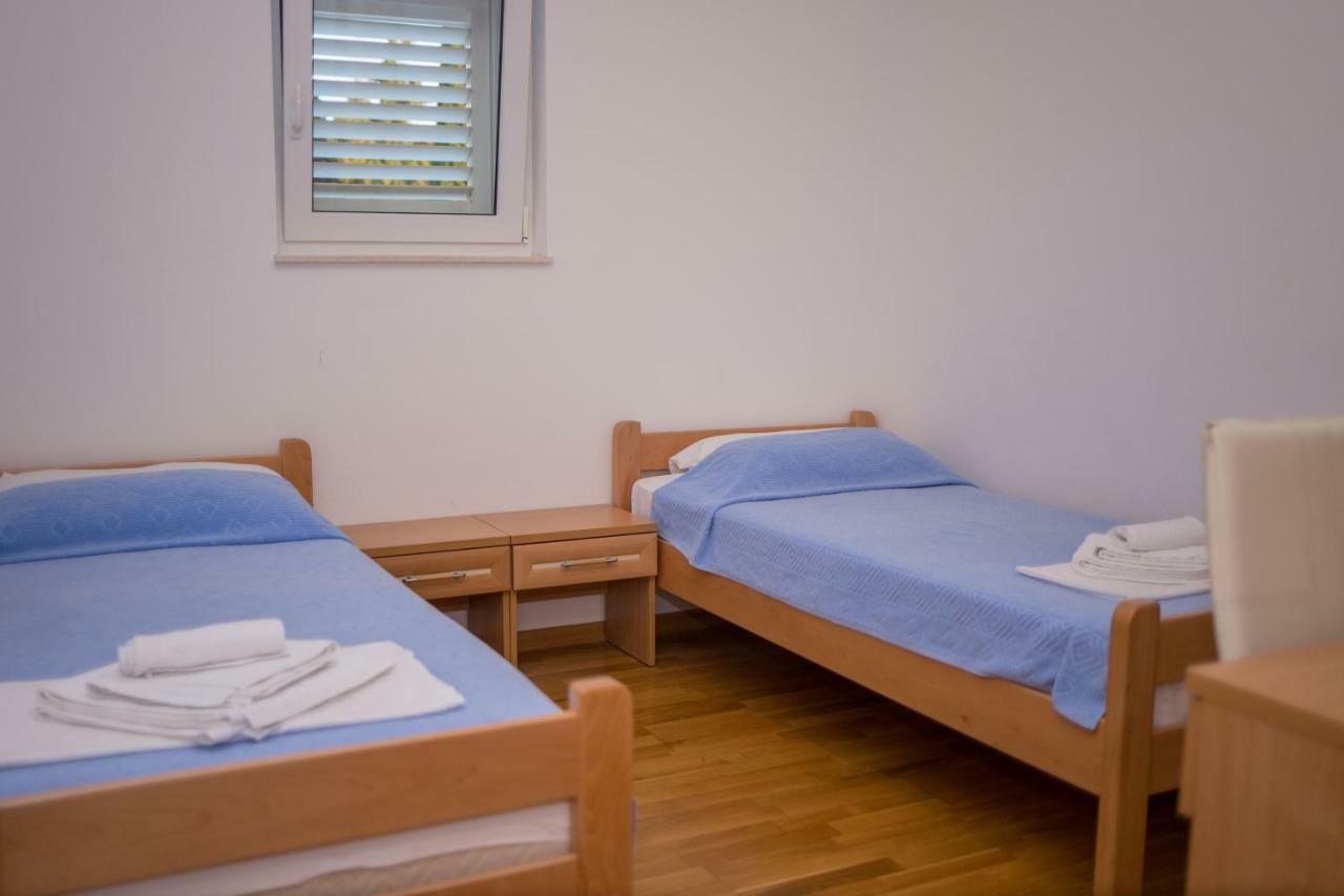 Aparthotel Marina Gromela Mirce 외부 사진