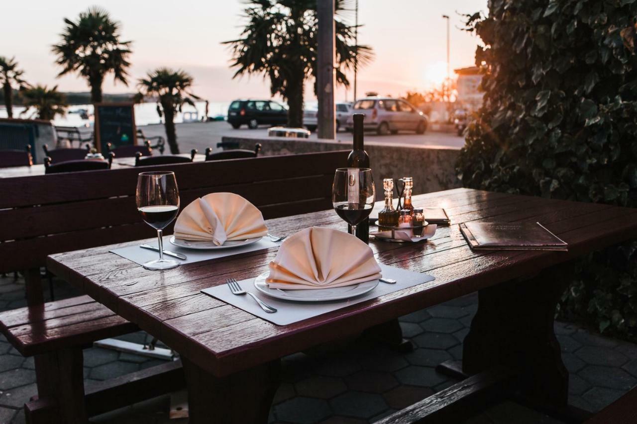 Aparthotel Marina Gromela Mirce 외부 사진