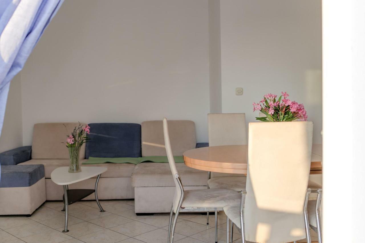 Aparthotel Marina Gromela Mirce 외부 사진
